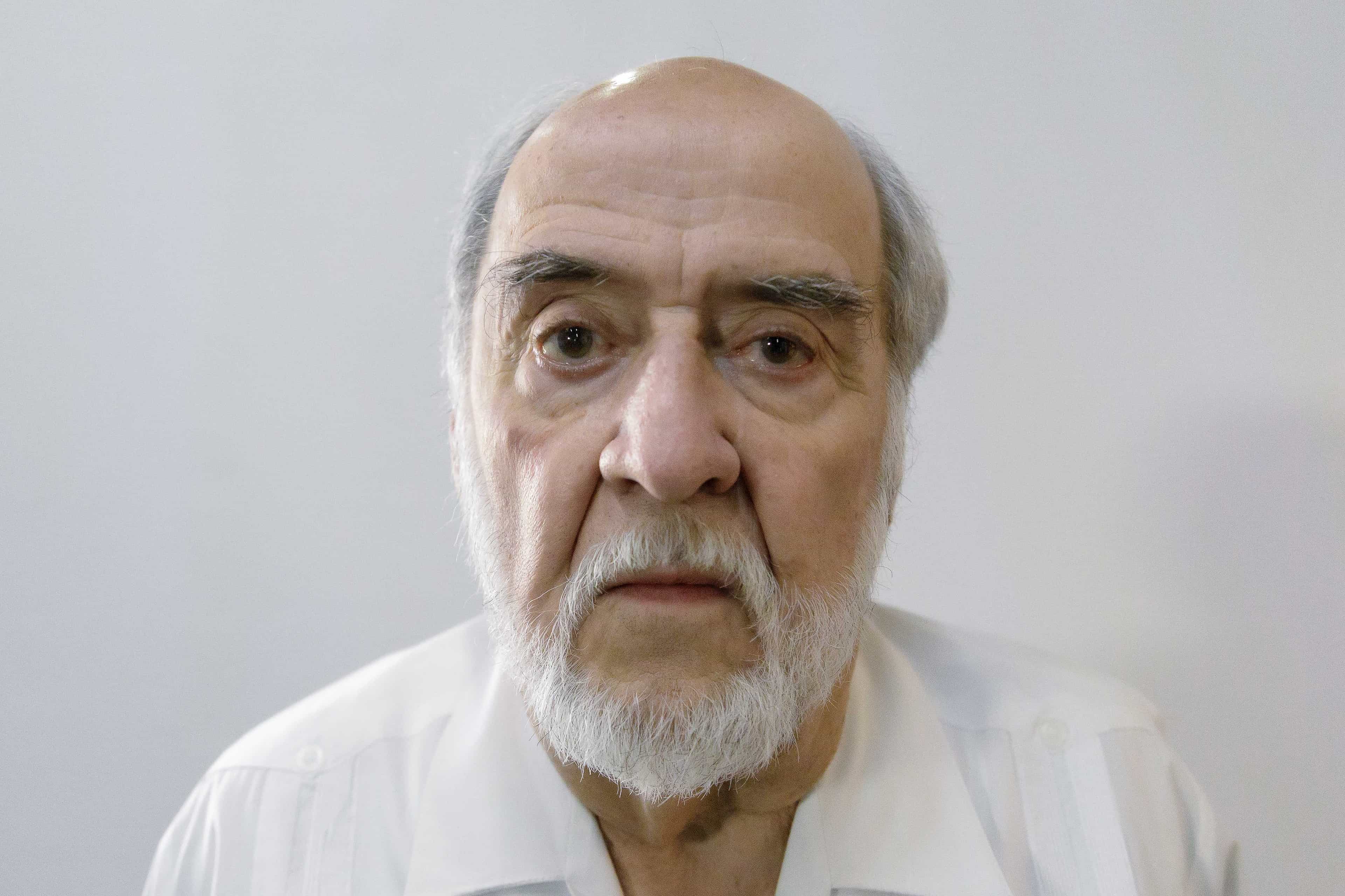 Dr. Alejandro Peschard Fernández