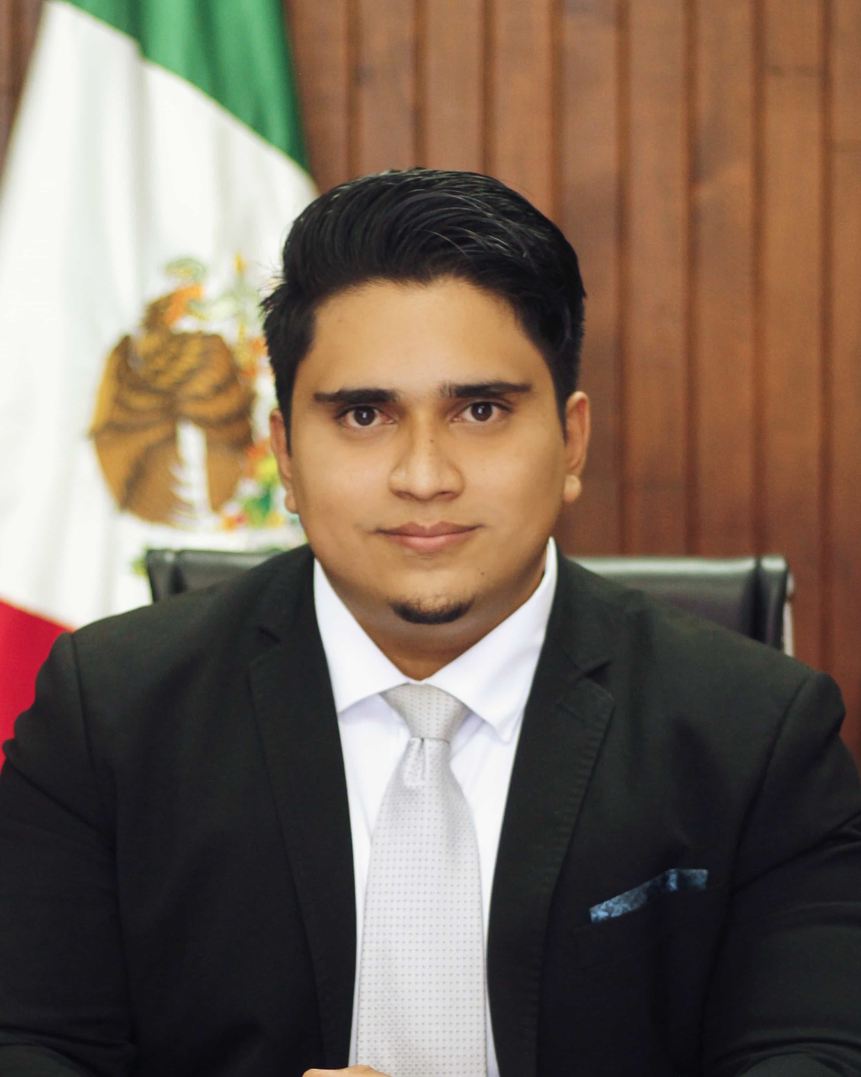 Lic. Ricardo Carlo Cedillo Castro
