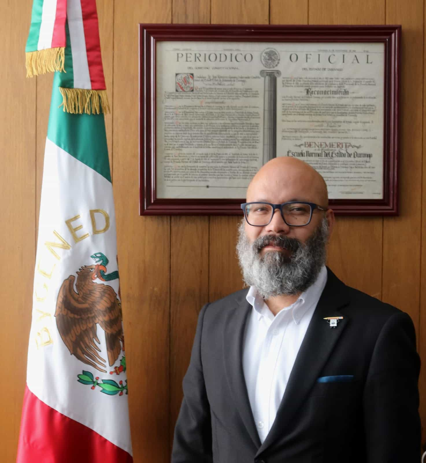 L.E.E León Ricardo García Rosales