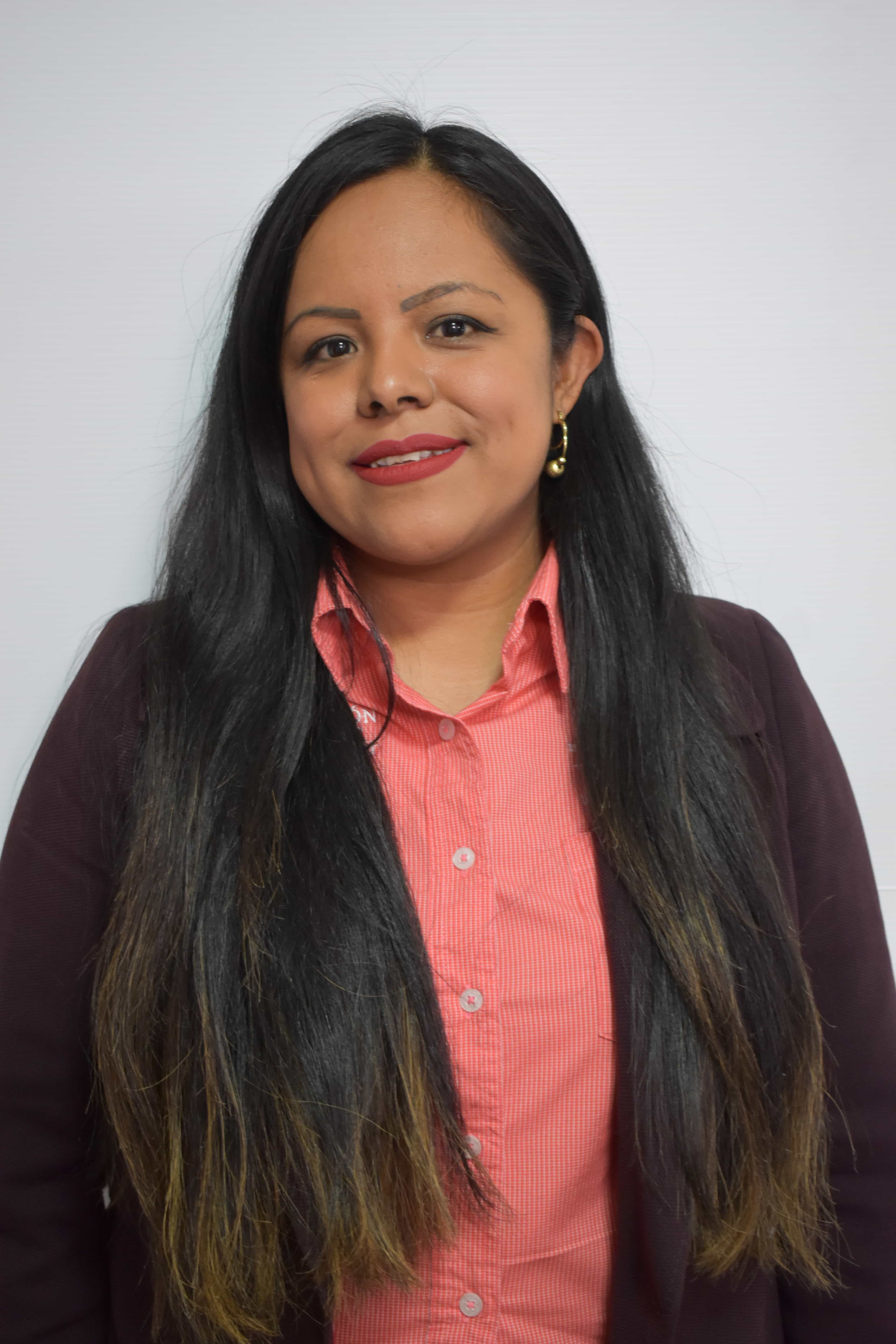 Lic. Cinthia Crúz Badillo Aragón