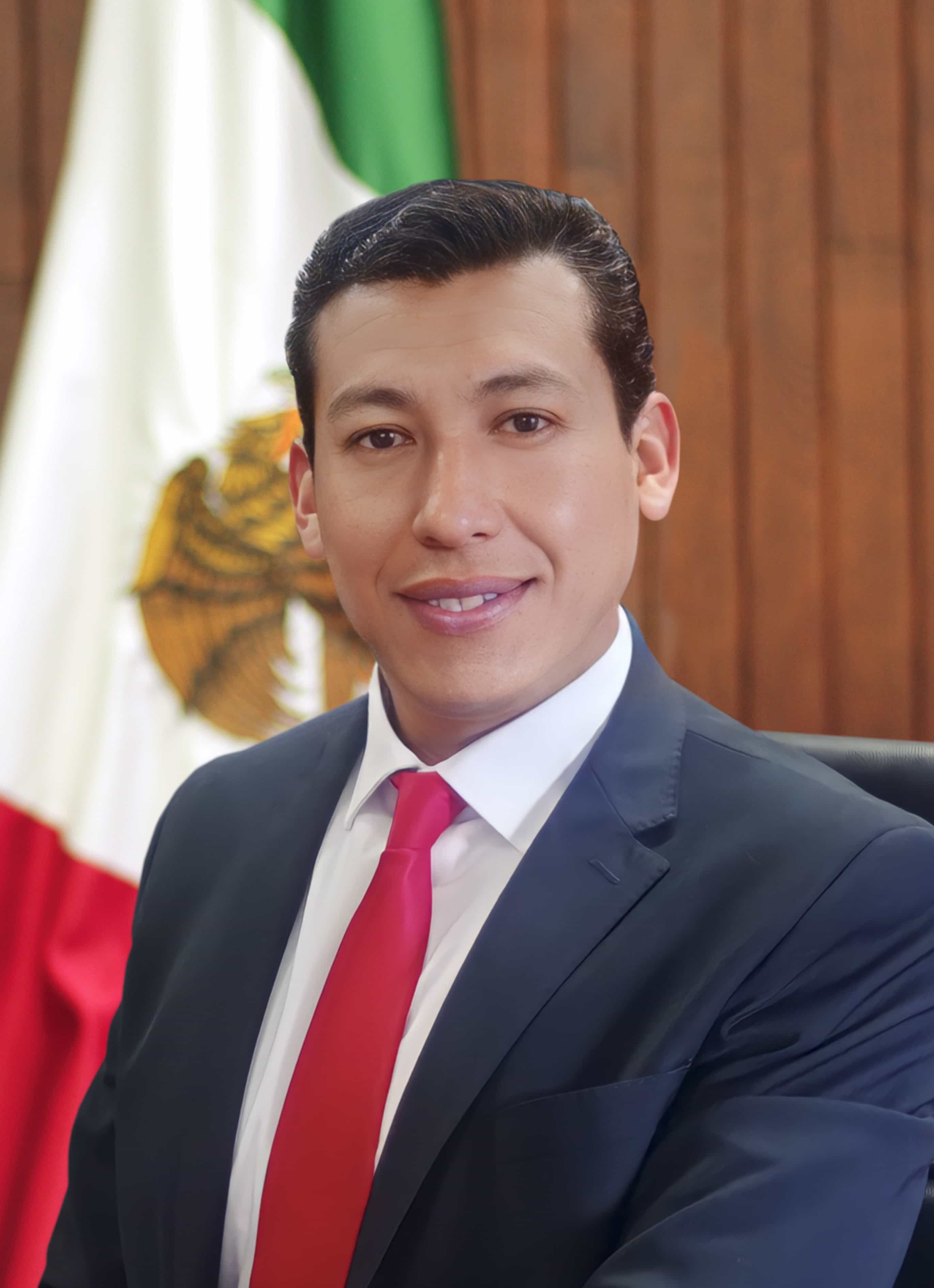 Lic. Cesar Leonel Flores Valvidia