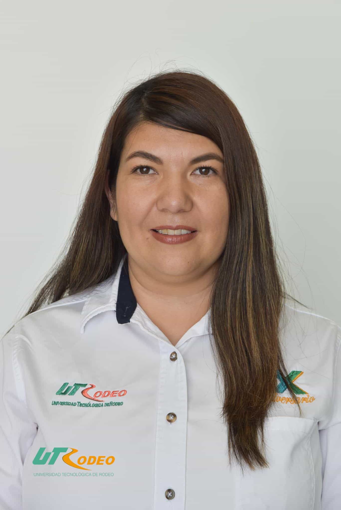 C.P María Mayela González Zapata